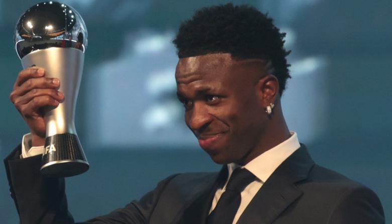 Vinícius ganó el premio The Best al mejor jugador del año TusRadios