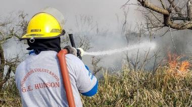 Incendios forestales: además de Necochea, afecta a otras ciudades bonaerenses