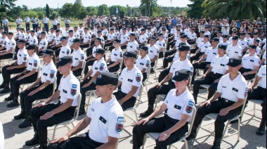 El Gobierno prohibió el “uniforme no binario” en la Policía de Seguridad Aeroportuaria y sumó restricciones