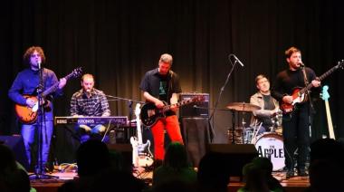 Show gratuito de The Apples, el tributo que reúne a todas las generaciones