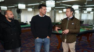 Visita del presidente de Lotería y Casinos con promesas de alentar la licitación