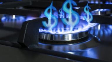 El Gobierno comienza a aplicar nuevos aumentos mensuales a los servicios de luz y gas