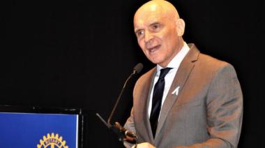 José Luis Espert: "Los senadores se cagaron en la gente con el aumento de sueldos"