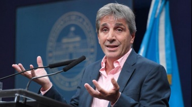 Desde septiembre comienza la reducción del impuesto PAÍS: a qué sectores afectará