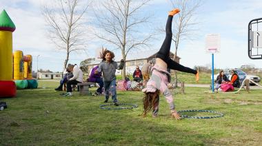 Con un gran picnic, la Escuela Municipal de Artes celebró la primavera
