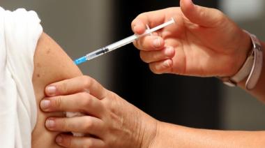 La Provincia comenzó a enviar turnos de vacunación contra el dengue