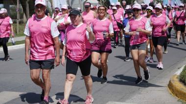 Quequén se vistió de rosa para concientizar sobre el cáncer de mama