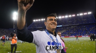 Quinteros rompió el silencio y explicó su salida de Vélez