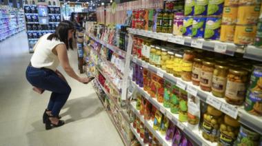 La inflación de enero se desaceleró al 2,2% y la interanual perforó el 100% por primera vez en dos años