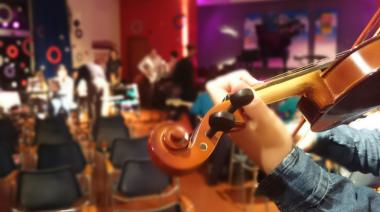 Realizan jornada vivencial familiar de música y danza