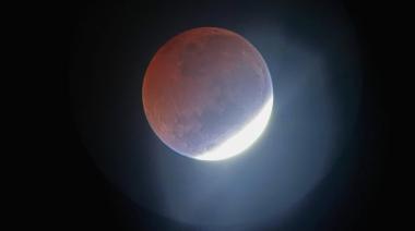 Eclipse lunar total: así se vio en Argentina la “Luna de sangre”