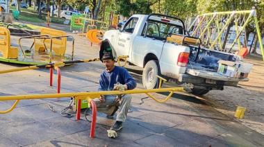 Restauran los juegos de la Plaza Dardo Rocha