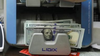 El dólar salta a $1.230 en el Banco Nación en la primera rueda tras el fin del cepo