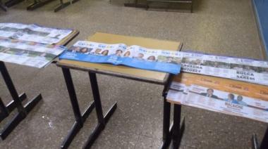 Boletas “vintage” y colectoras: las discusiones electorales que se vienen en la Provincia