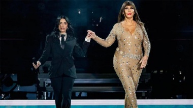 Lali brilló ante 50 mil personas en Vélez y sorprendió con la aparición de Moria en el escenario