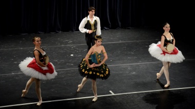 Muestra de Danza clásica del Centro Cultural Municipal