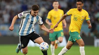 Con goles de Messi y Alvarez, Argentina venció a Australia y está en cuartos de final