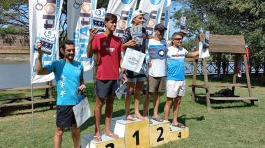 Triatletas le ganaron a la distancia y al calor