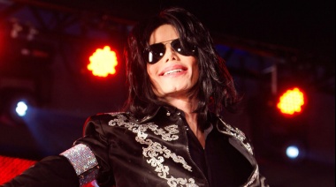 Inteligencia artificial imita a Michael Jackson cantando “Peaches” de Super Mario