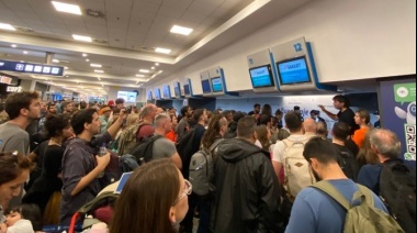 Paro de maleteros en Aeroparque en pleno fin de semana largo: qué pasa con los vuelos