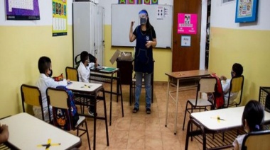 Los docentes bonaerenses vacunados deberán volver a sus funciones