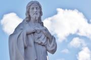 Se colocará una escultura del Sagrado Corazón de Jesús en Quequén
