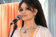 Vidya Devi presenta sus mantras en concierto