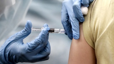 Coronavirus: la vacunación completa redujo un 90% el riesgo de hospitalización en adultos mayores