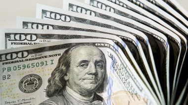 Los comercios de todo el país ya pueden cobrar sus bienes o servicios en dólares