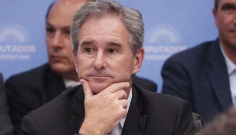 El Gobierno anunció que intervendrá en el mercado de cambios con el objetivo de contener el dólar