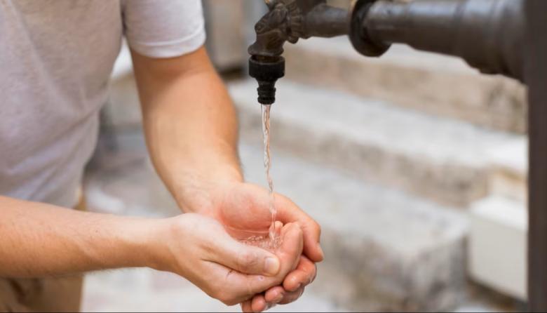 Alerta por altos niveles de arsénico en el agua: un informe advirtió sobre los riesgos en siete provincias