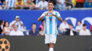 La Selección Argentina le ganó a Ecuador con gol de Di María y un rato de Messi