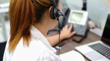 Buscan operadores telefónicos para la Línea de Asistencia al Suicida